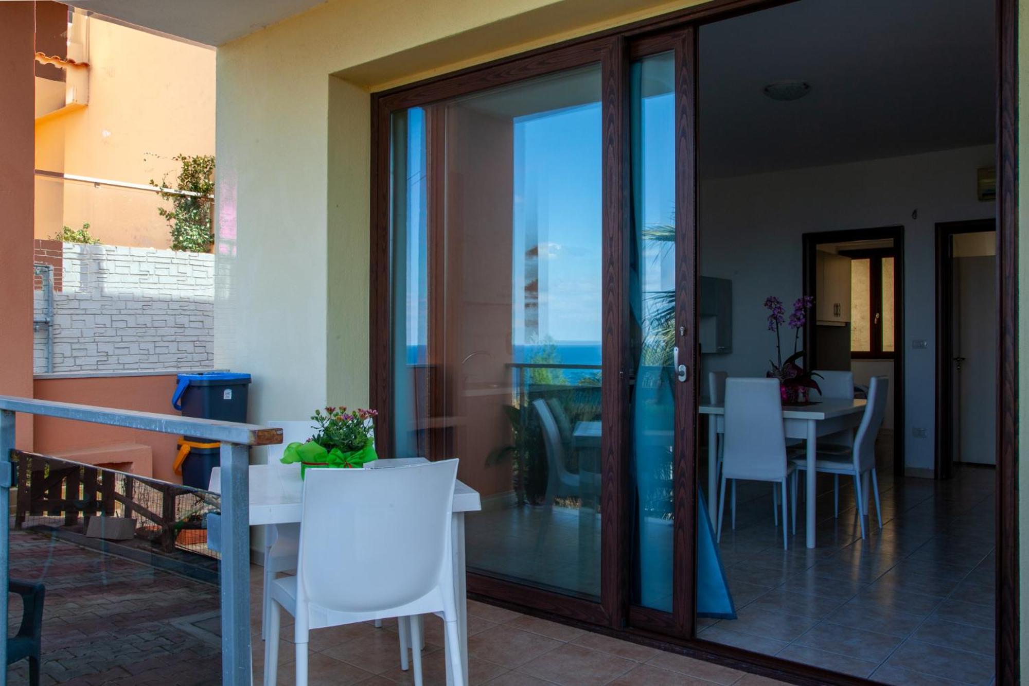 Airone Residence Zambrone Exterior photo
