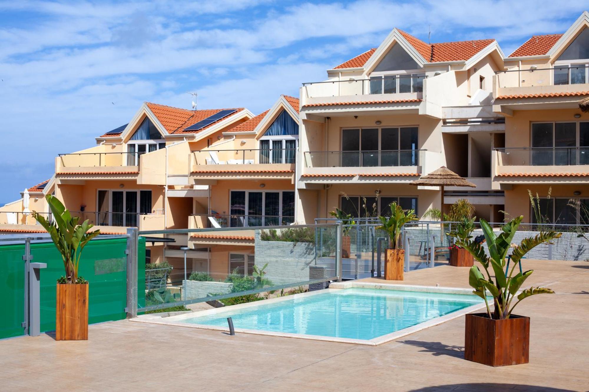 Airone Residence Zambrone Exterior photo